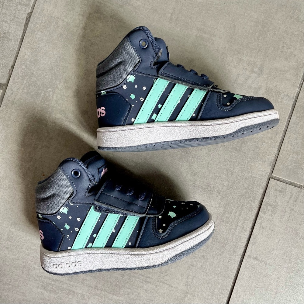 ADIDAS | Toddler Hoops Mid Sneakers Sz 7.5